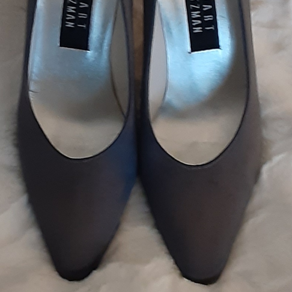 Stuart Weitzman grey peau de soie pump